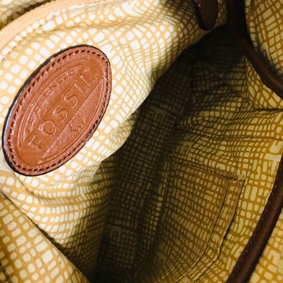 Fossil Crossbody Multiple Color Canvas Bags - Picture 5 of 8